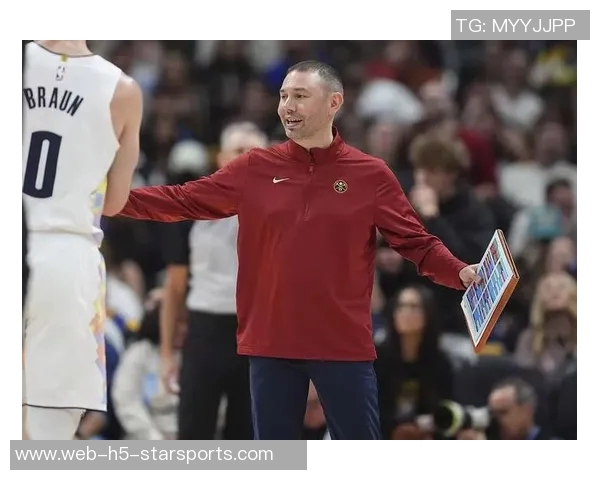 阿德尔曼称赞穆雷表现出色25分10助助队友创造良机