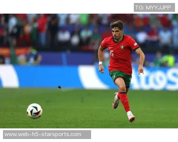 帕利尼亚坚定信心希望葡萄牙早日晋级我随时准备上场助力球队