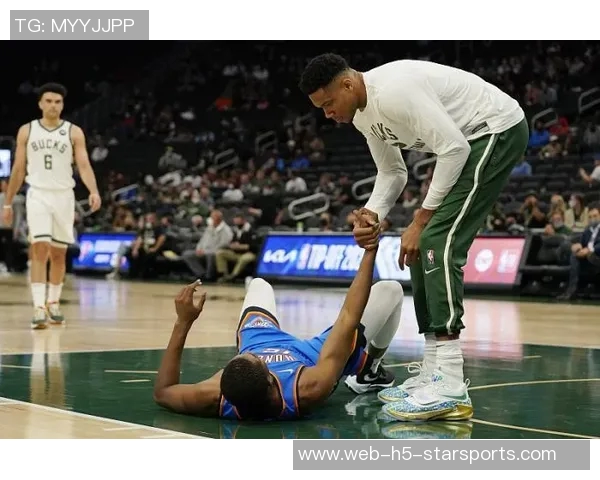 活塞主帅称赞杜伦逐渐融会贯通比赛节奏表现出色 活塞主帅称赞杜伦逐渐融会贯通比赛节奏表现出色