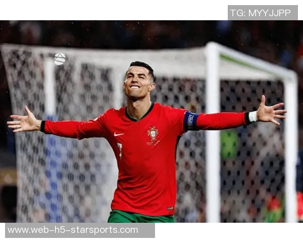 内托禁区内摔倒未获判罚C罗射门稍稍偏出引发争议